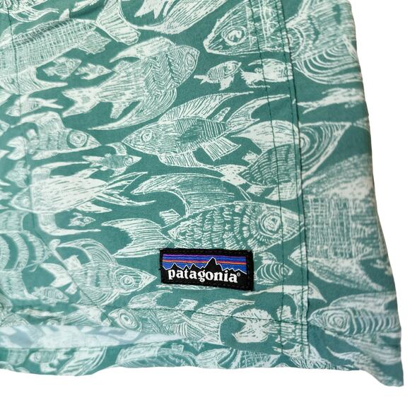 Patagonia 5" Baggies Shorts Sketchy Fish Gem Green Medium (L / XL Fit: See Note) - Picture 7 of 14
